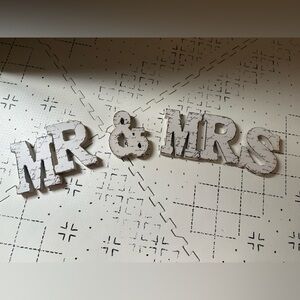 Mr & Mrs letters
